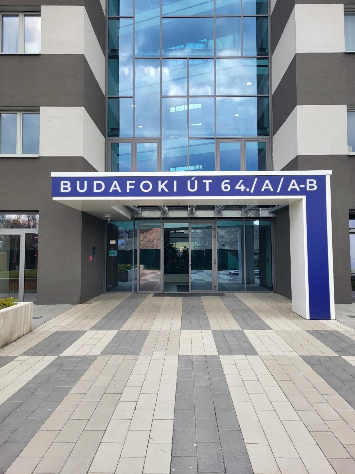 Blue River With Sauna&gym And Parking Apartment