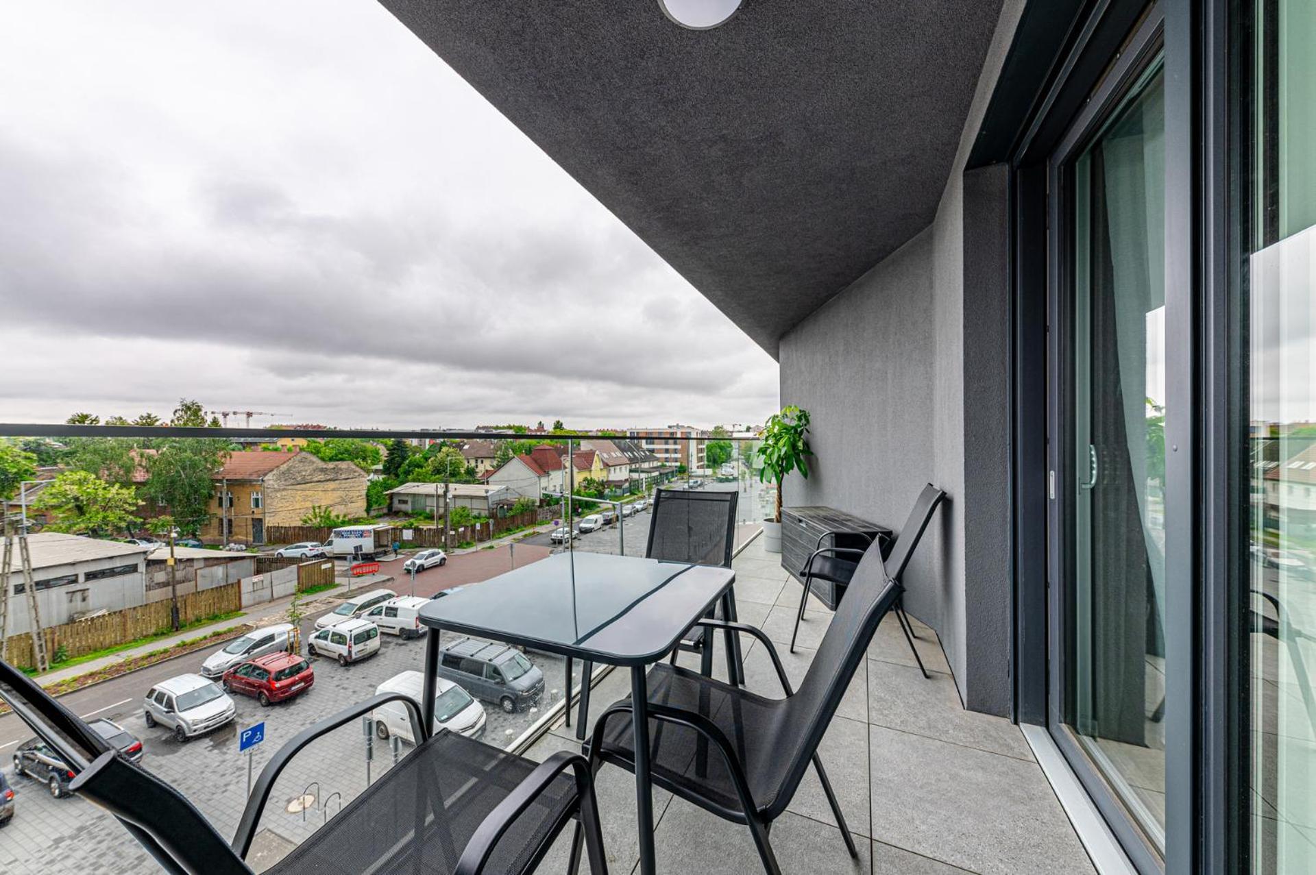 Zenit Sunrise Oasis With Terrace & Garage Parking * Budapest