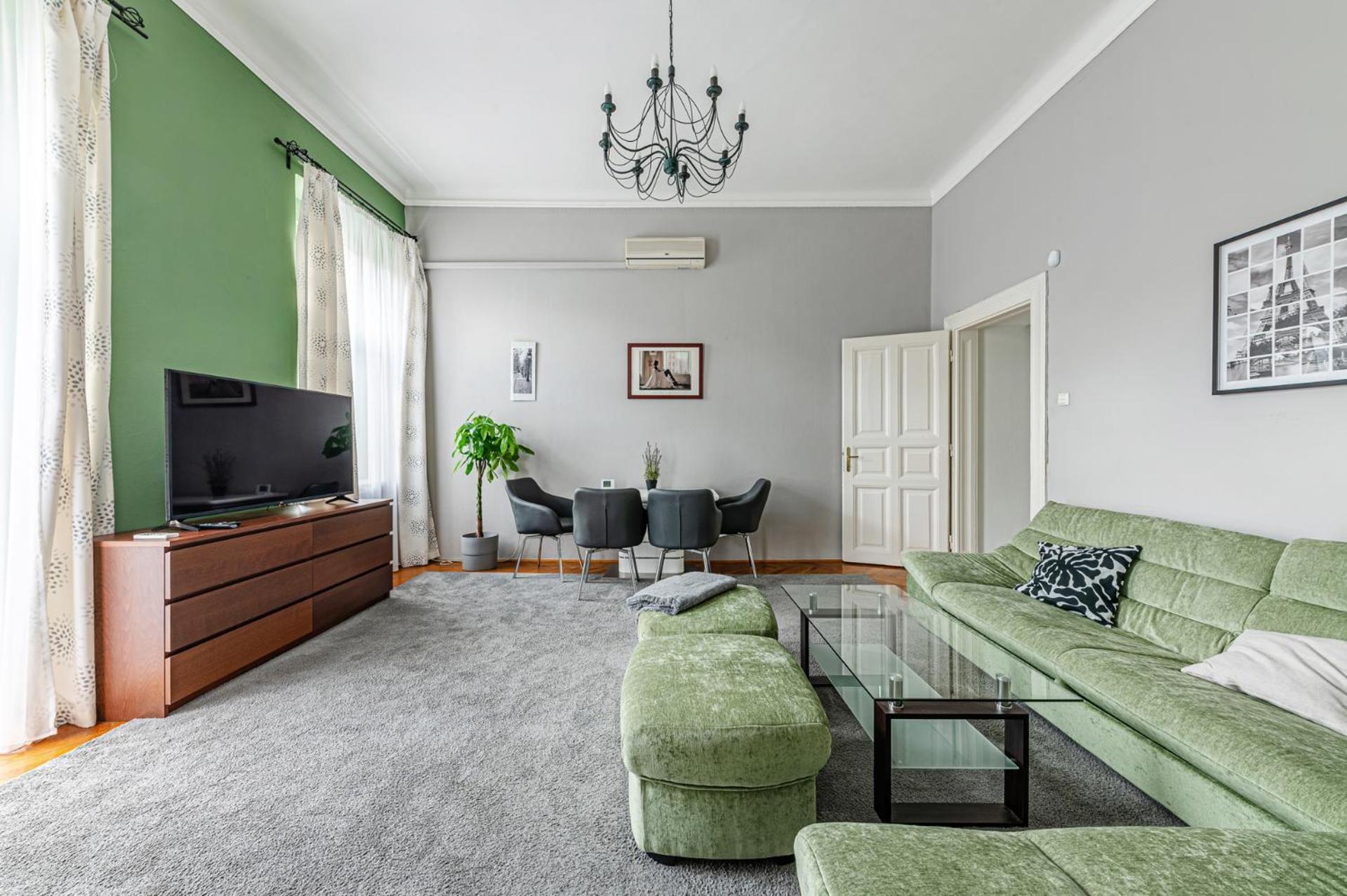 Maison Lumiere Buda - Near M2 Metro Budapest