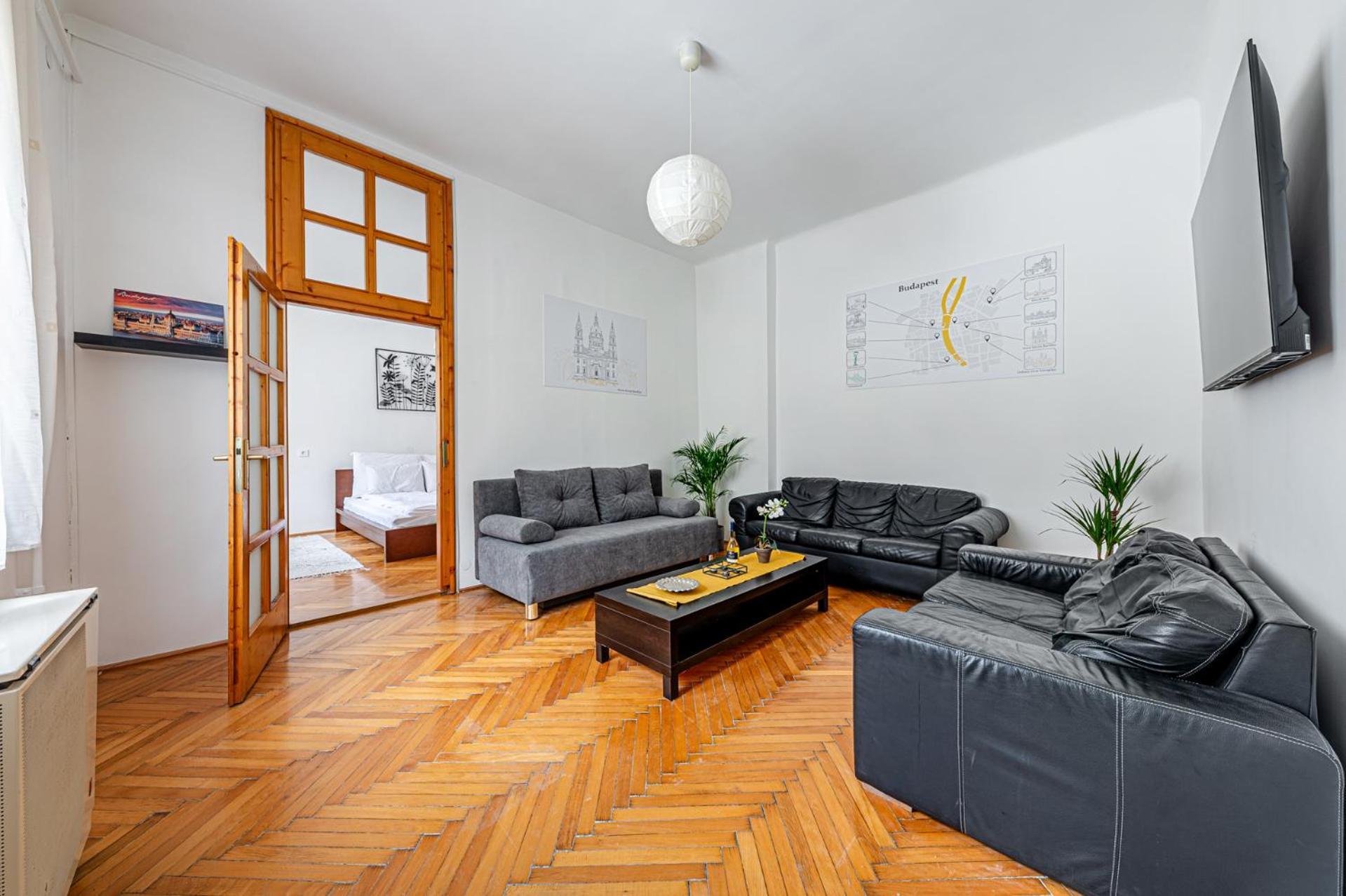 Heart Of The - Spacious -by Astoria Apartamento Budapest
