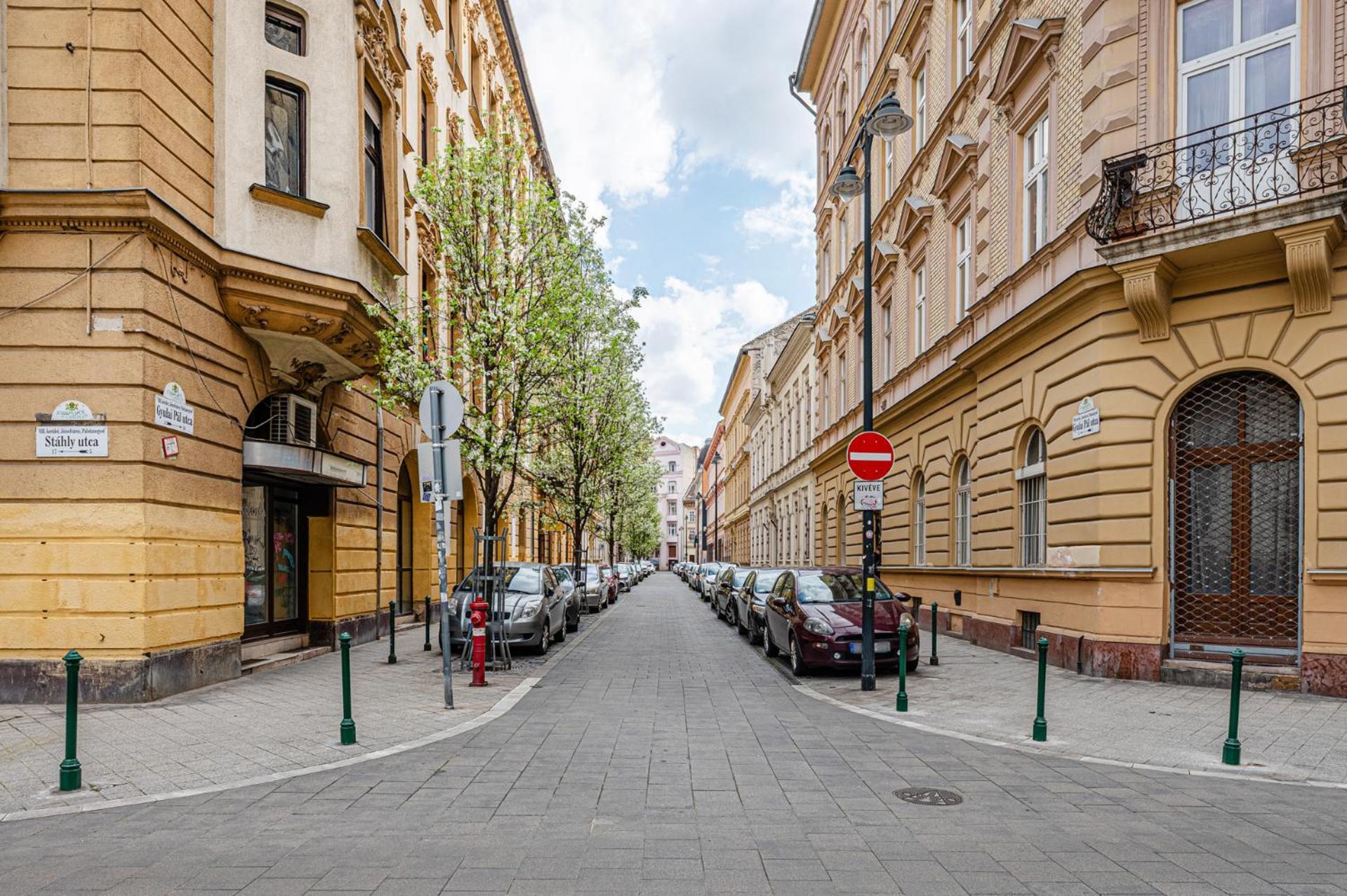 Heart Of The - Spacious -by Astoria Apartamento Budapest