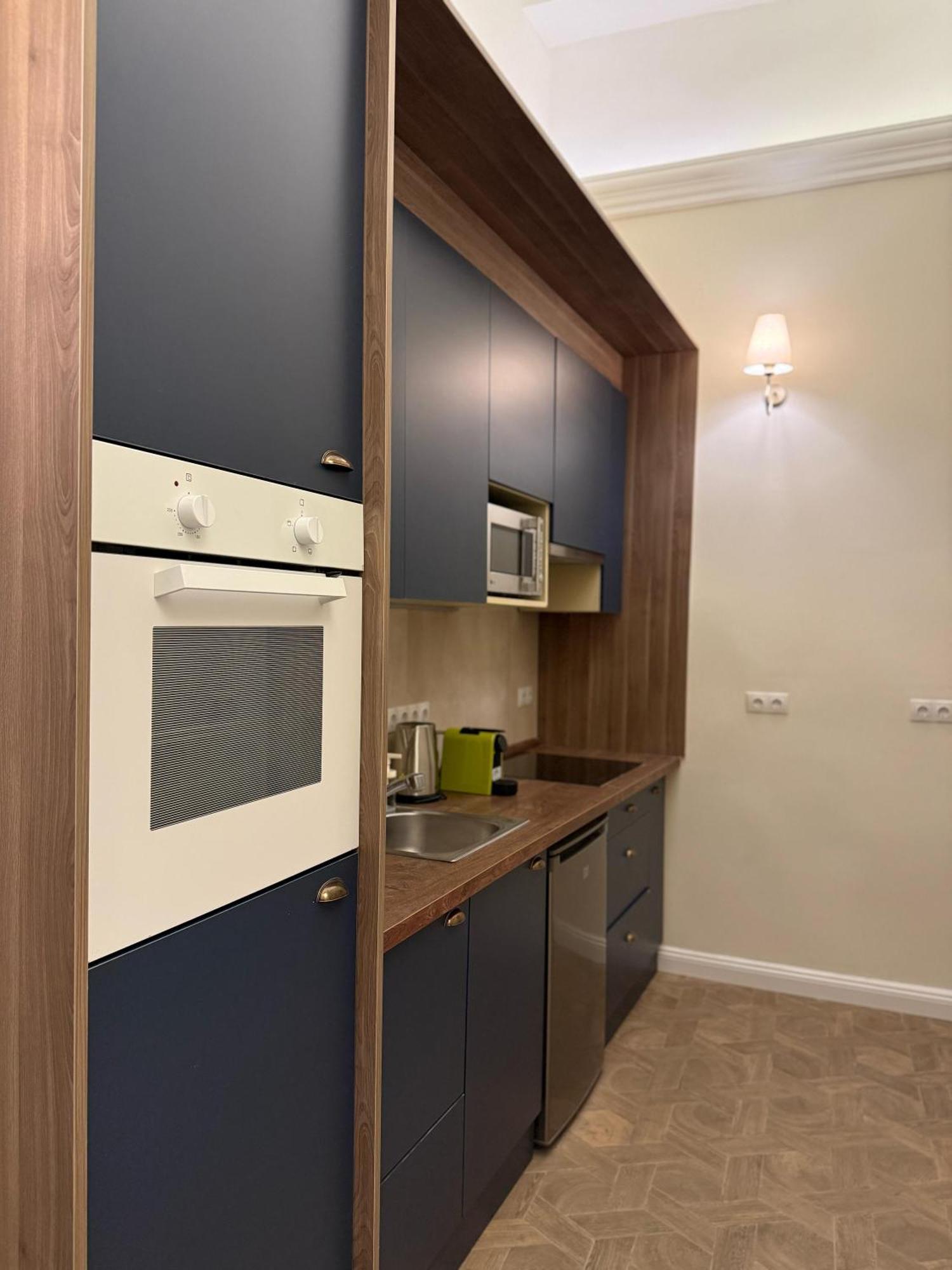 Oasis Inn Budapest 4*