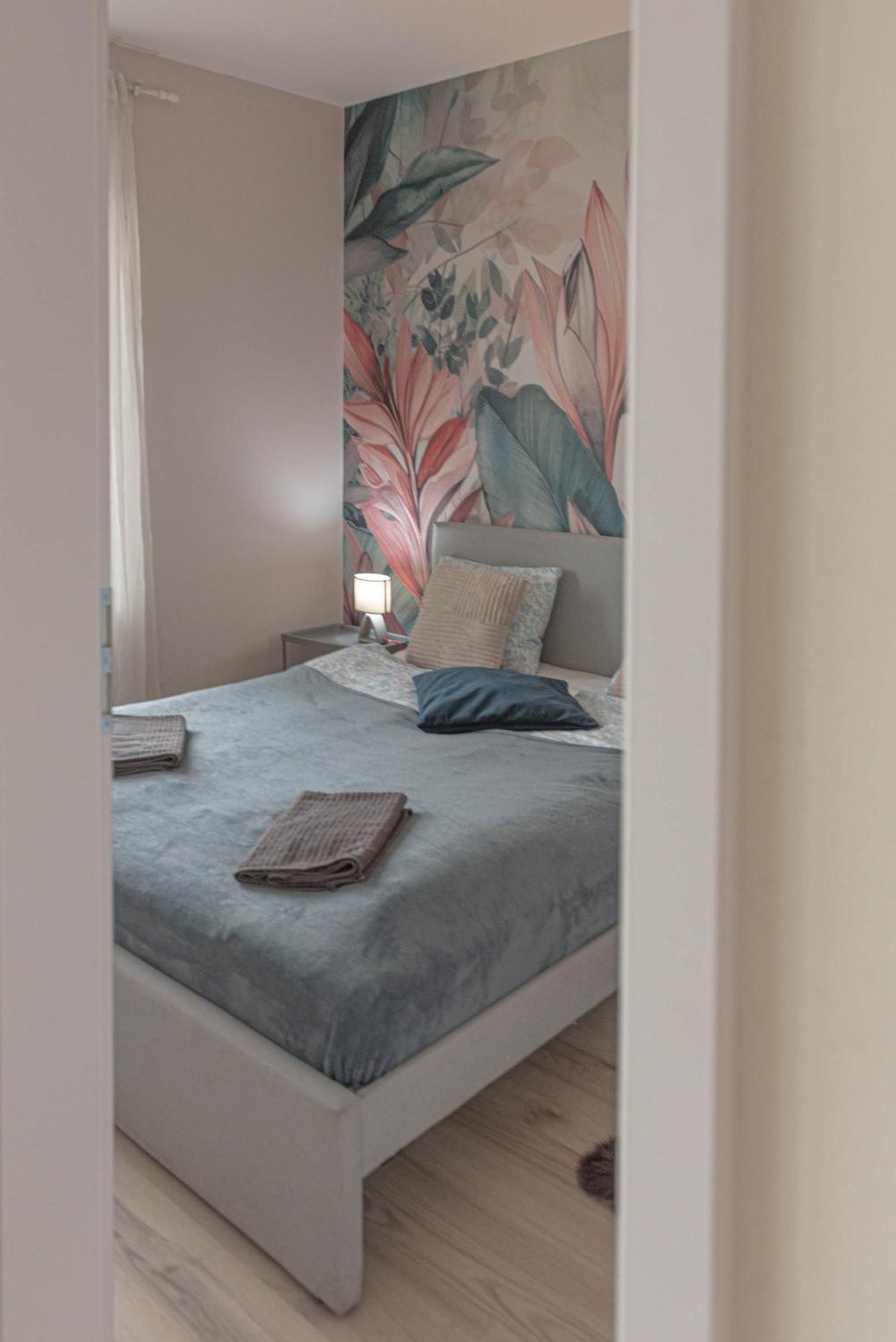 Lägenhet Dob36 With Free Private Parking And Balcony *