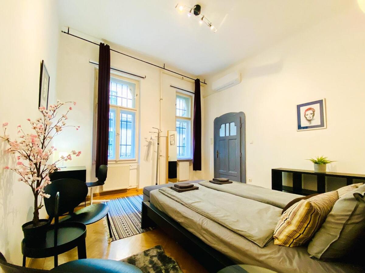 Huge Family Friendly 2br Downtown - Deco House * Budapest