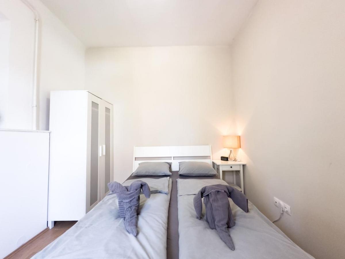Apartment Cozy 1br With Skyline View - Purple Skyline