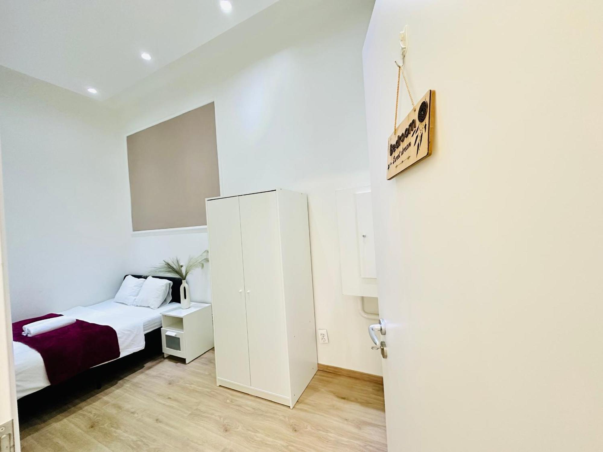 Homestay Ulloi-0 - 5min To Corvin Negyed, Aldi Budapest