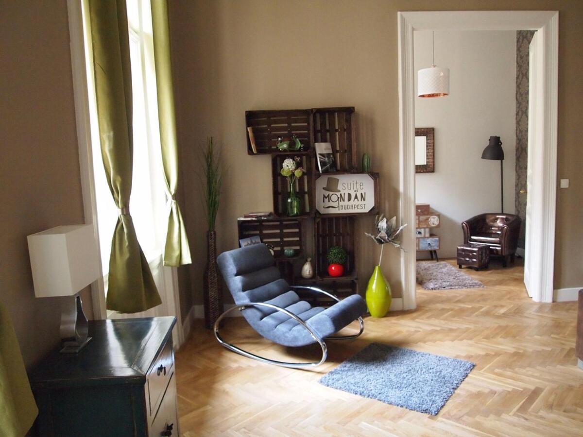 Mondain Apartman *