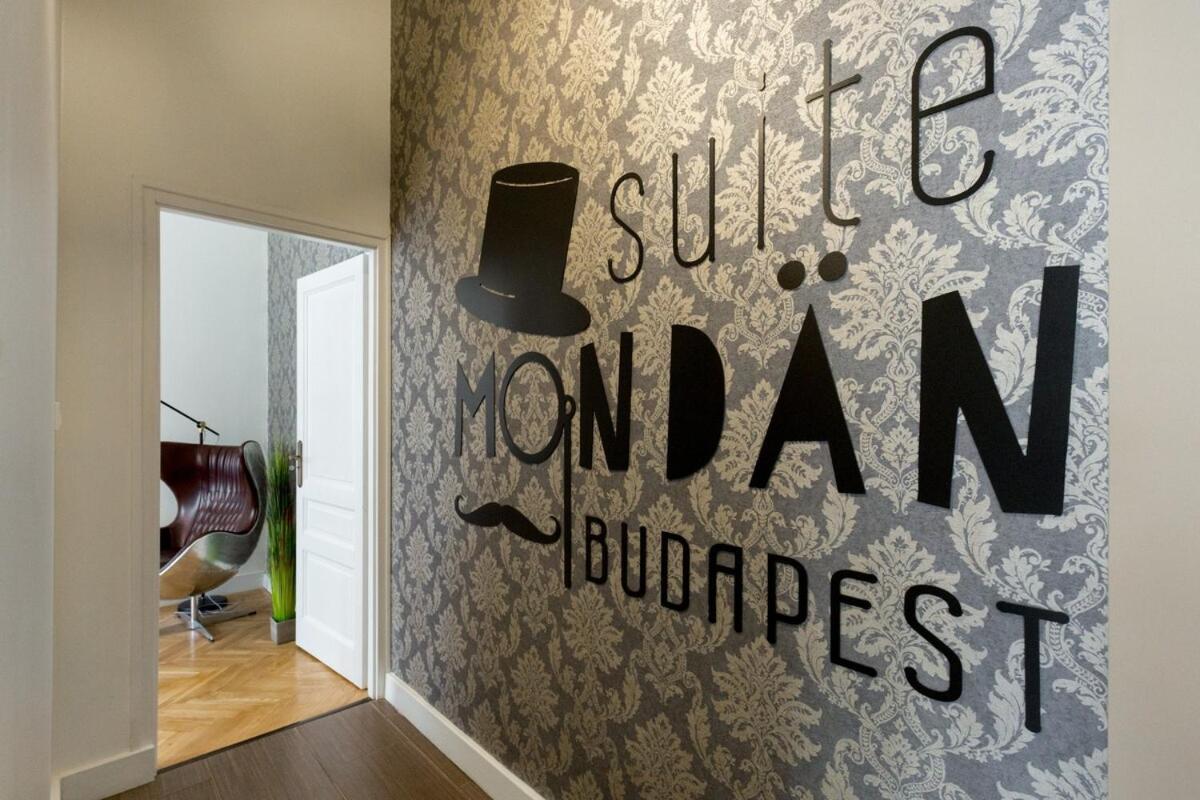 Mondain Apartman