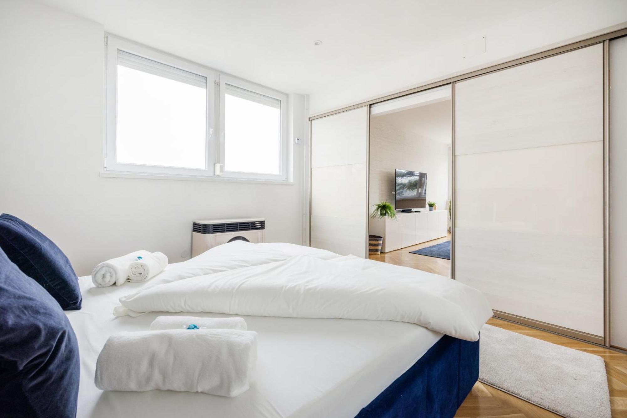 Apartman Tranquil Hideaway On Gellert Hill With Parking