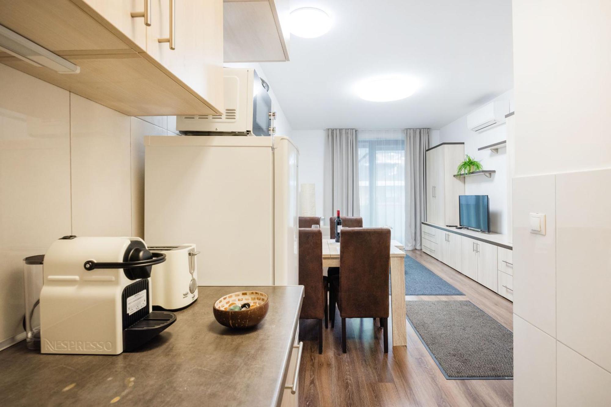 Modern Hub With Terrace & Parking Apartamento *