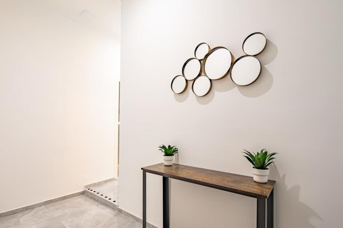 Super - New - Comfy Apartment