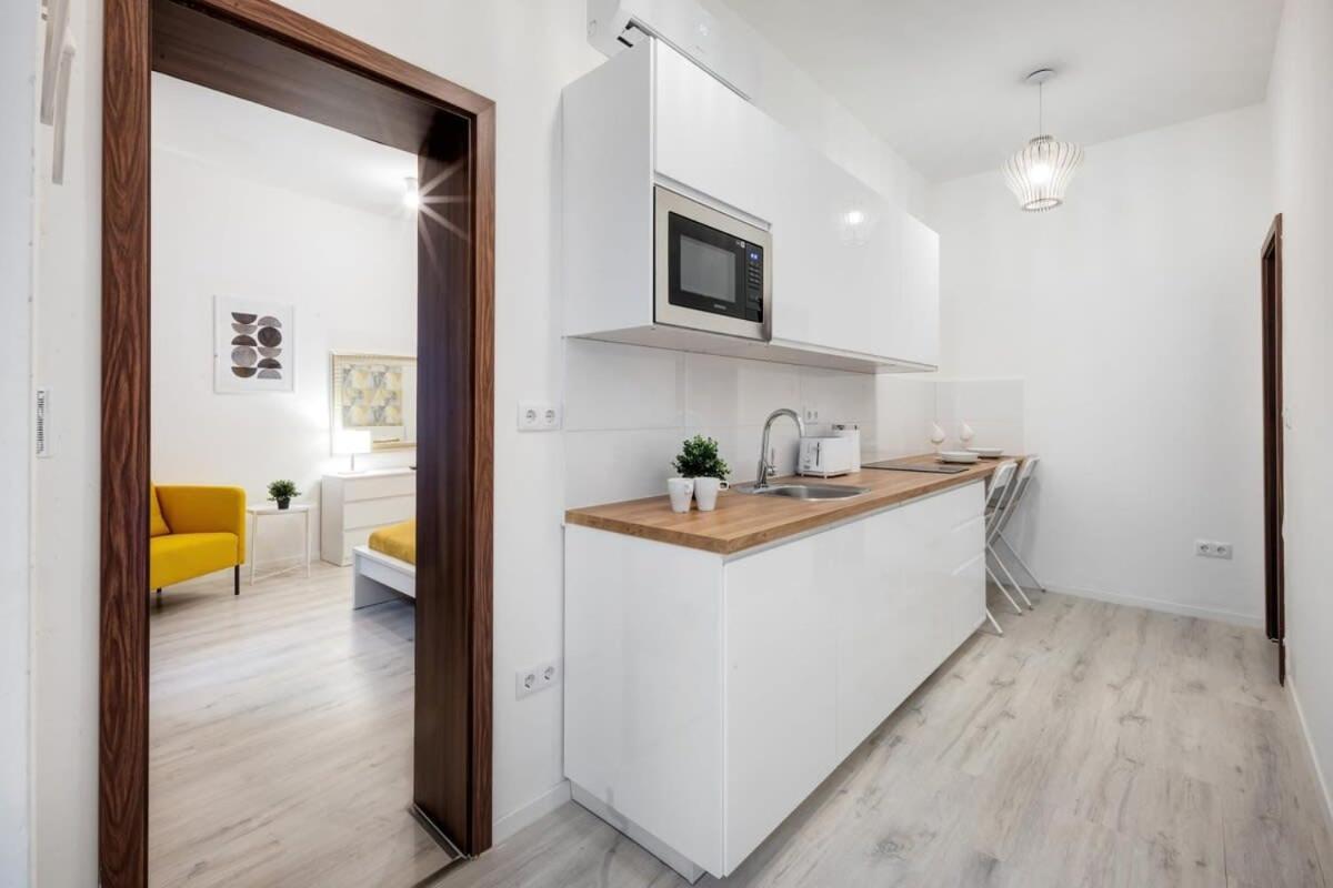 Cozy New With Air-conditioning Appartement Boedapest