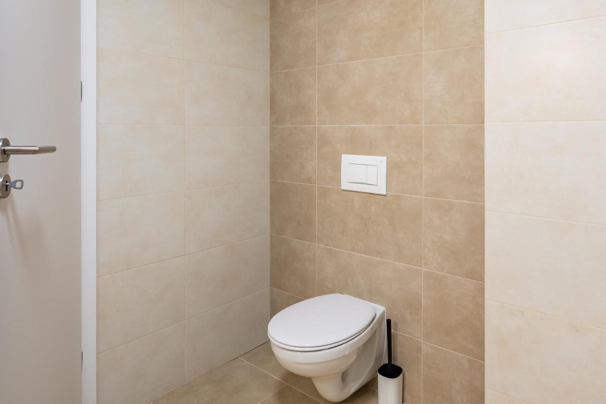 Spacious Oasis - Modern Design Apartman