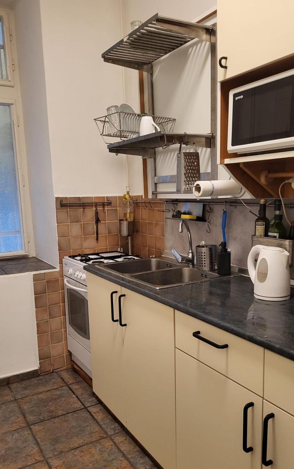 Apartment Urban Jungle In Budapest