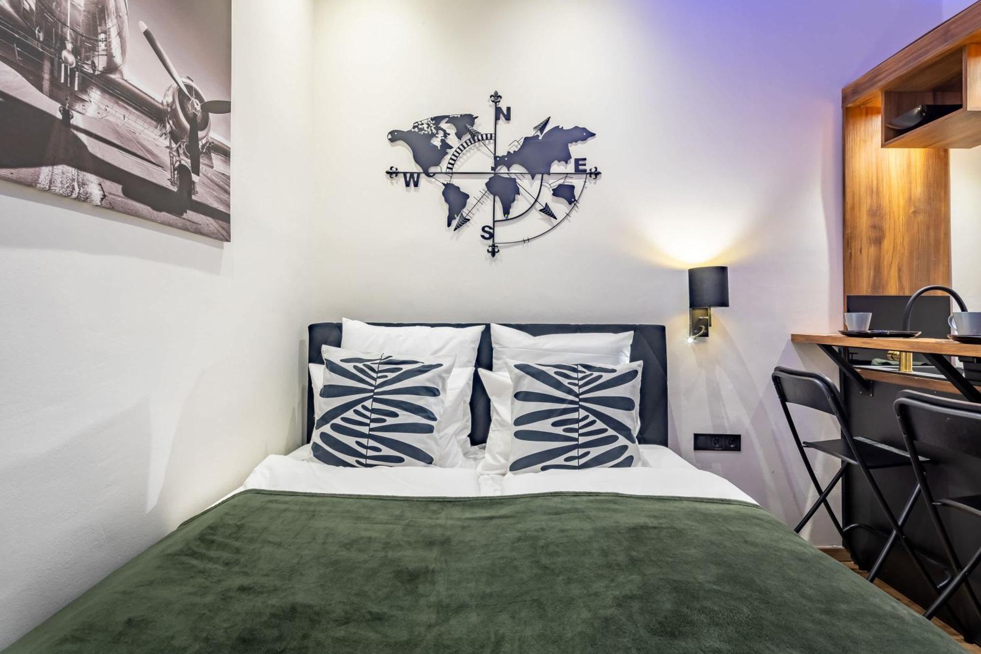 Very - New - Easy Sleep Budapest