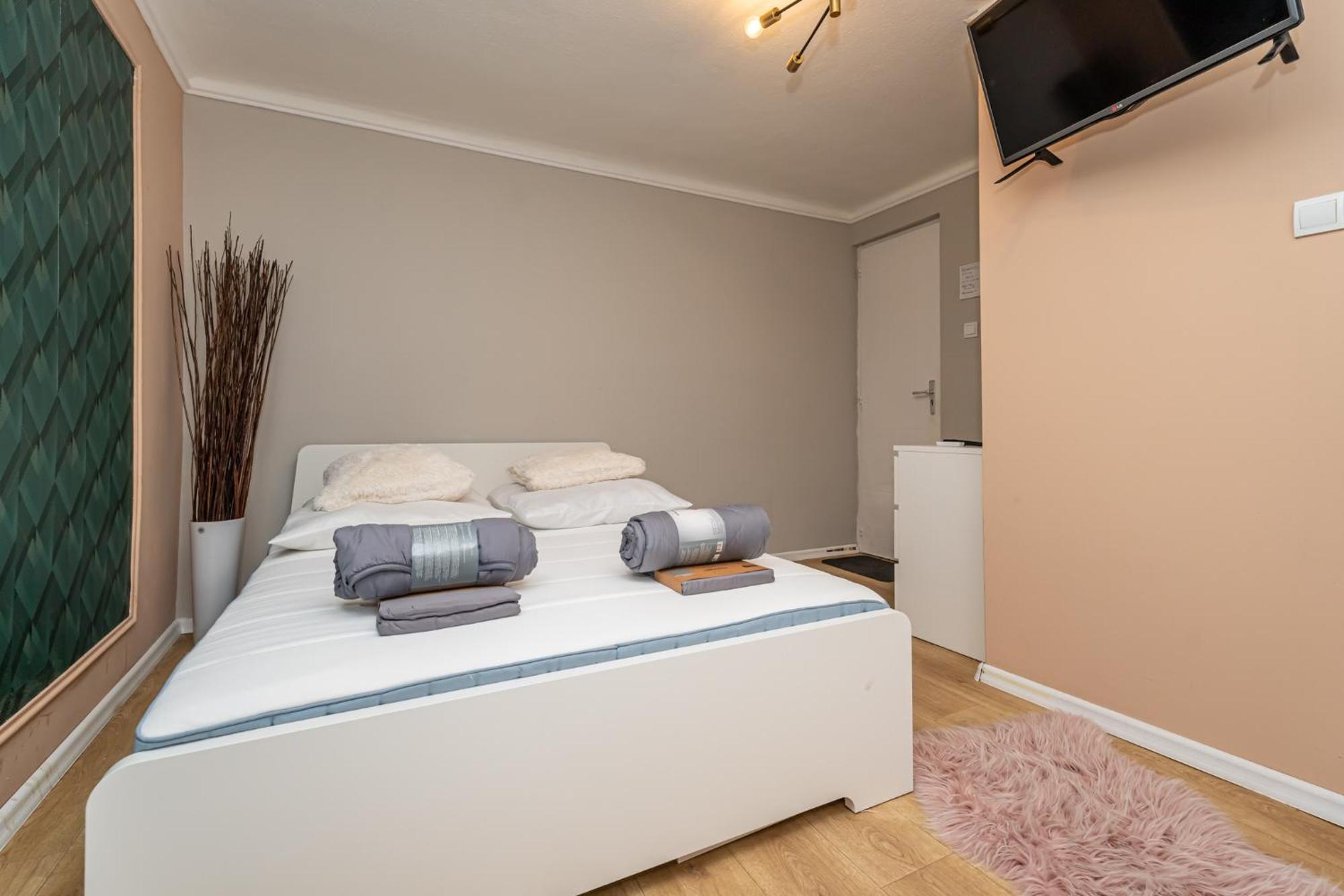 Apartment W19
