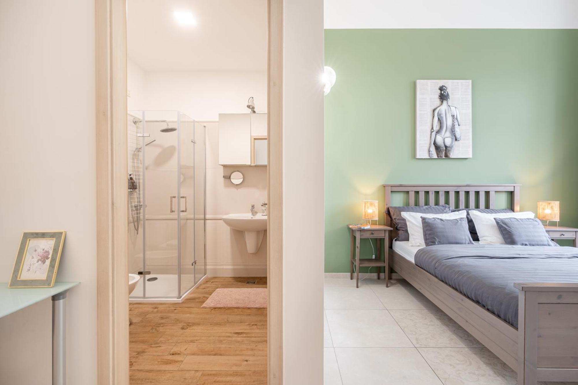 Basilika Monnalisa Luxury 3 Bedrooms With Amazing View Need Reservation X Free Parking * Budapešť