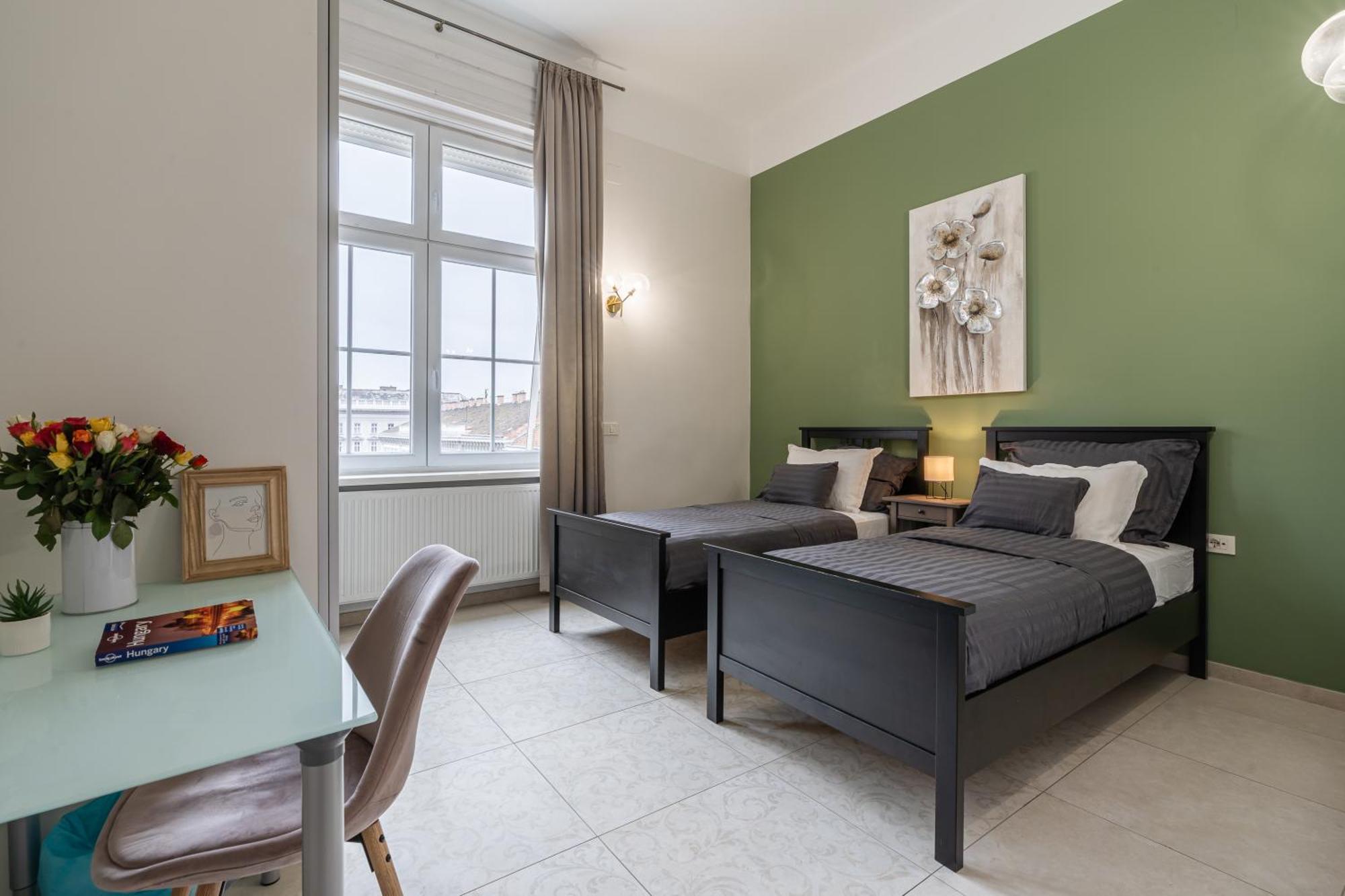 Basilika Monnalisa Luxury 3 Bedrooms With Amazing View Need Reservation X Free Parking