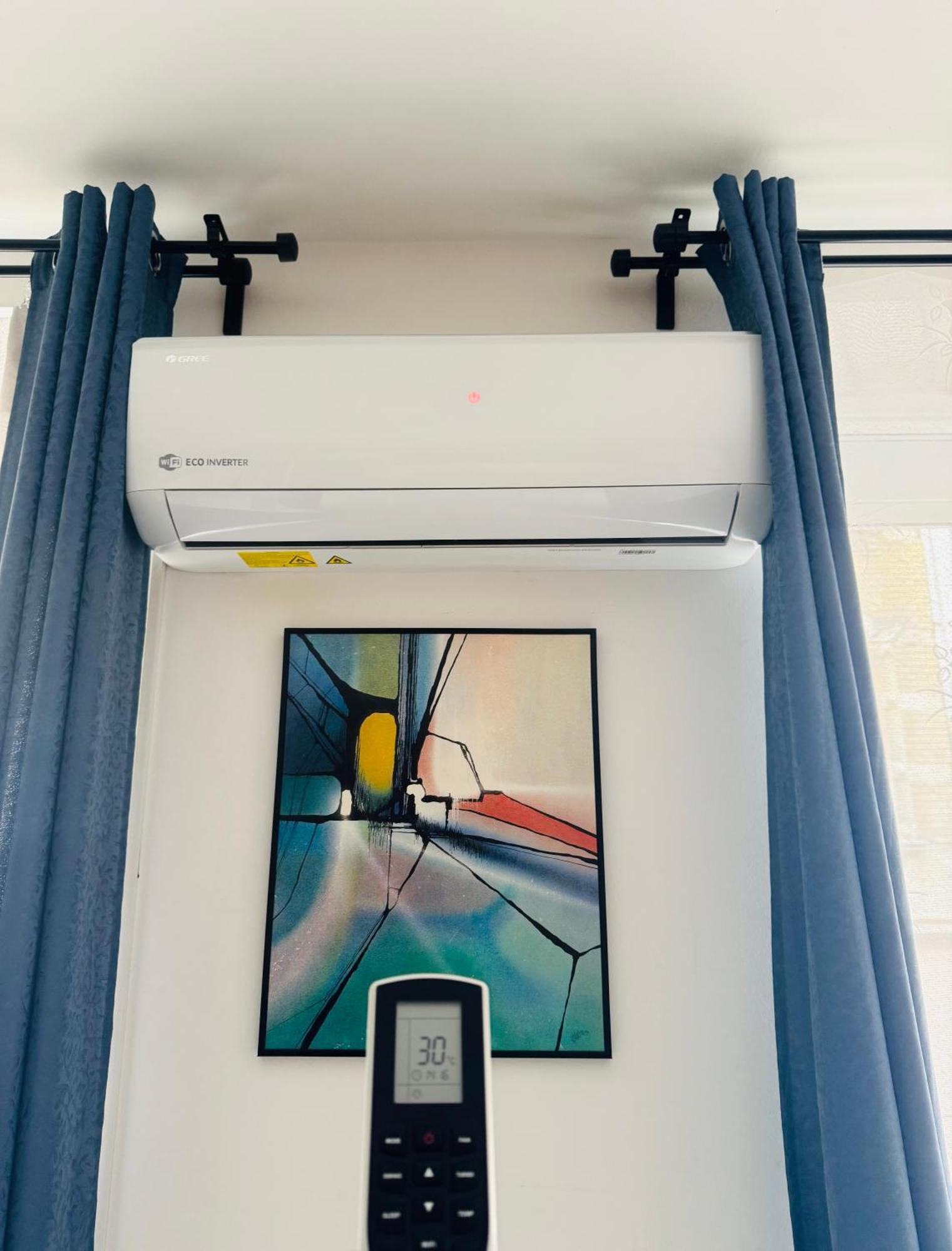 Onyx With Free Private Garage + Ac Apartmán *