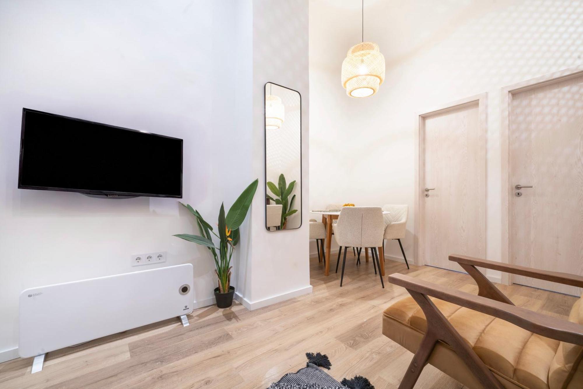The Grove Hideaway 2br Retreat Apartment