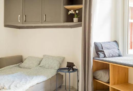 Bliss - Artistic Escape On Dob Street Apartment Budapest