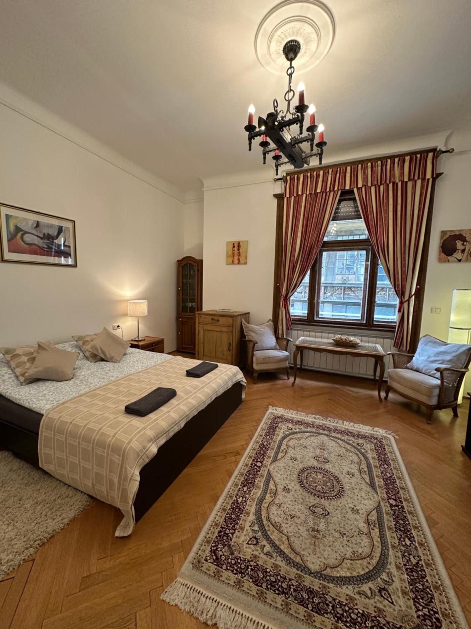 Vaci Bliss By Downtown With Free Parking *