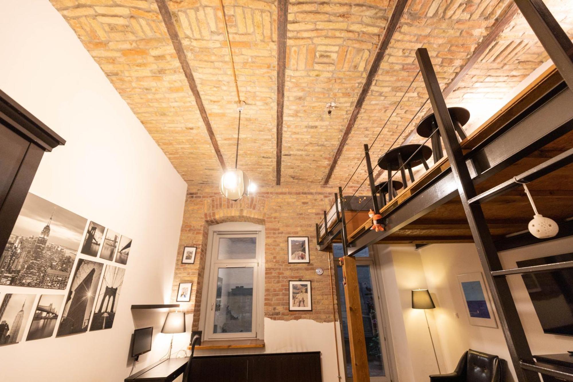 Apartment Downtown Loft Budapest