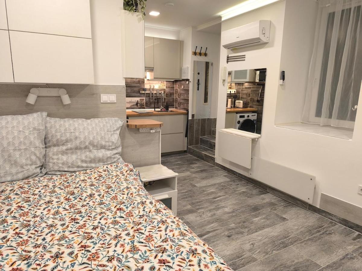 Little Pest Nest Apartamento *