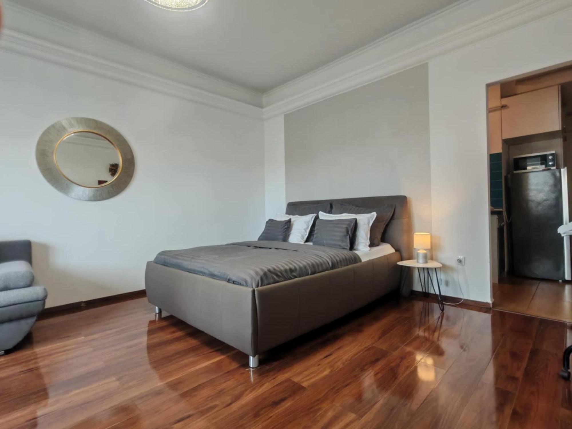 Breathless Panorama Synagogue Elegant Attic Free Parking Reservation Needed
