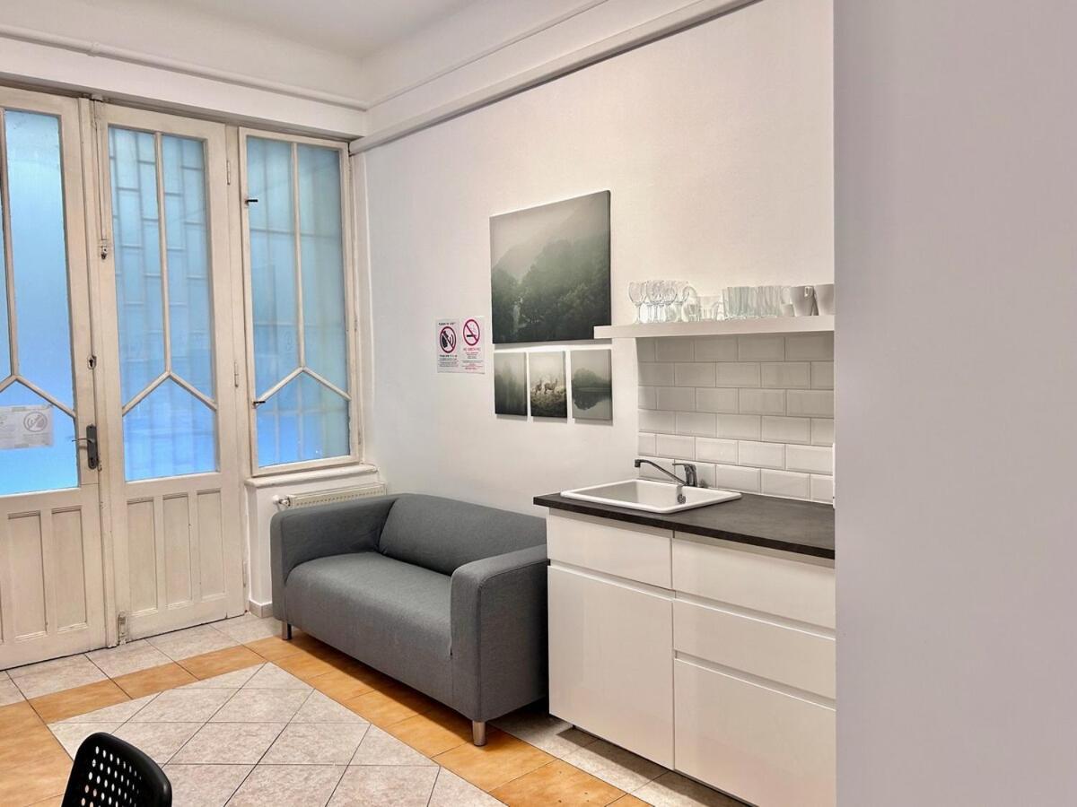 Budget By Hi5- Akacfa Street Budapest