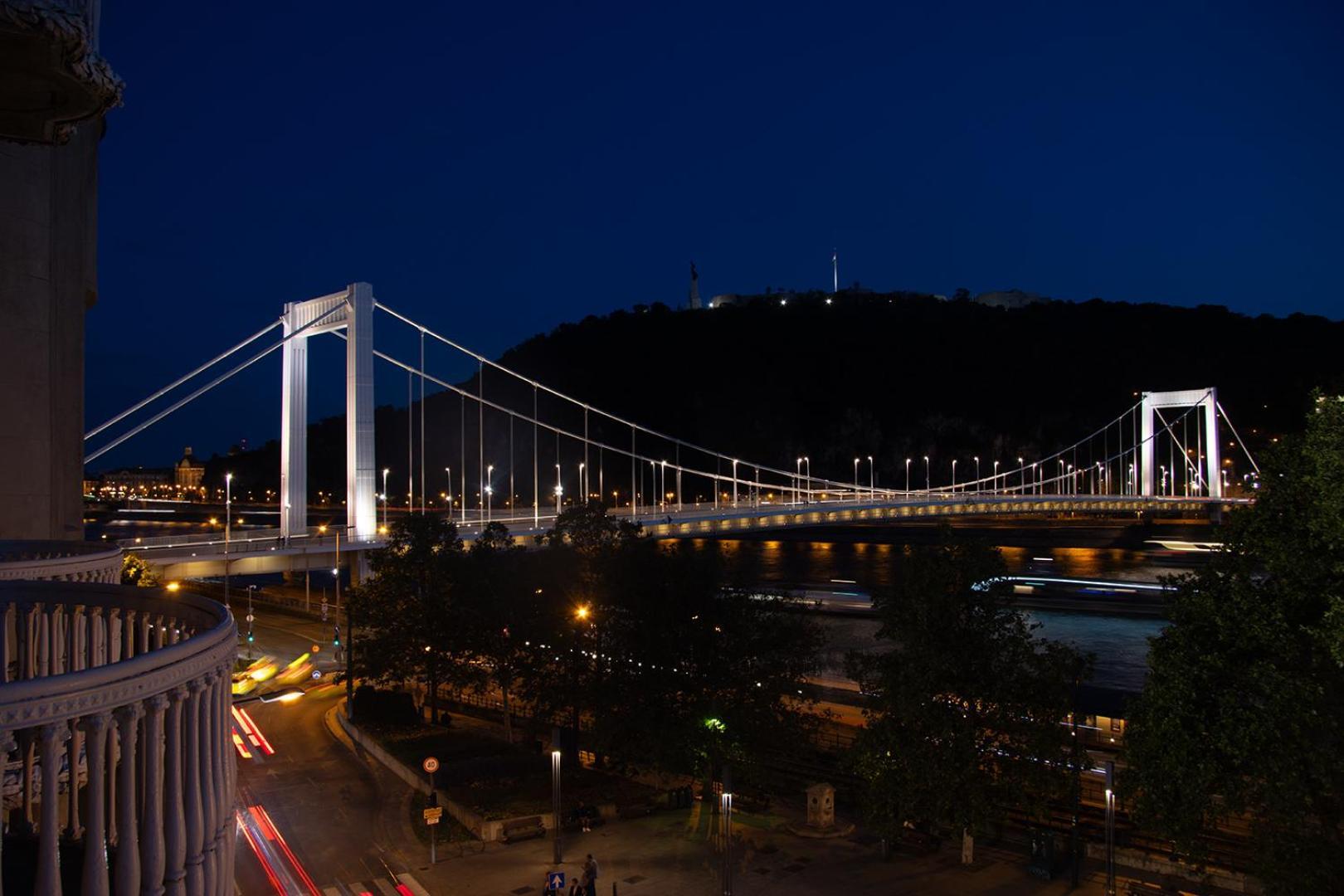 Grand Danube Apartment *