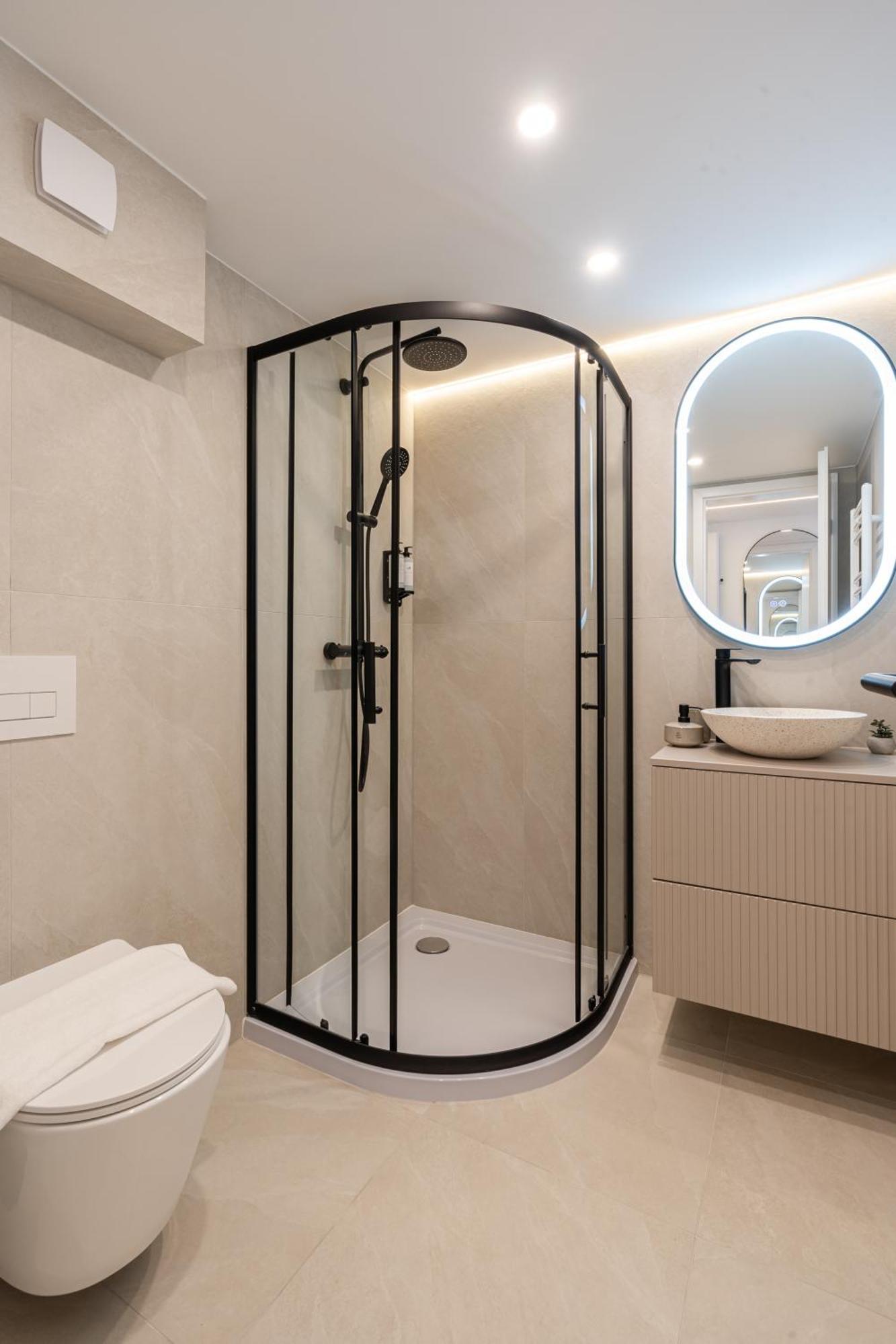 E22 - Boutique Apartments, Location By Bqa *