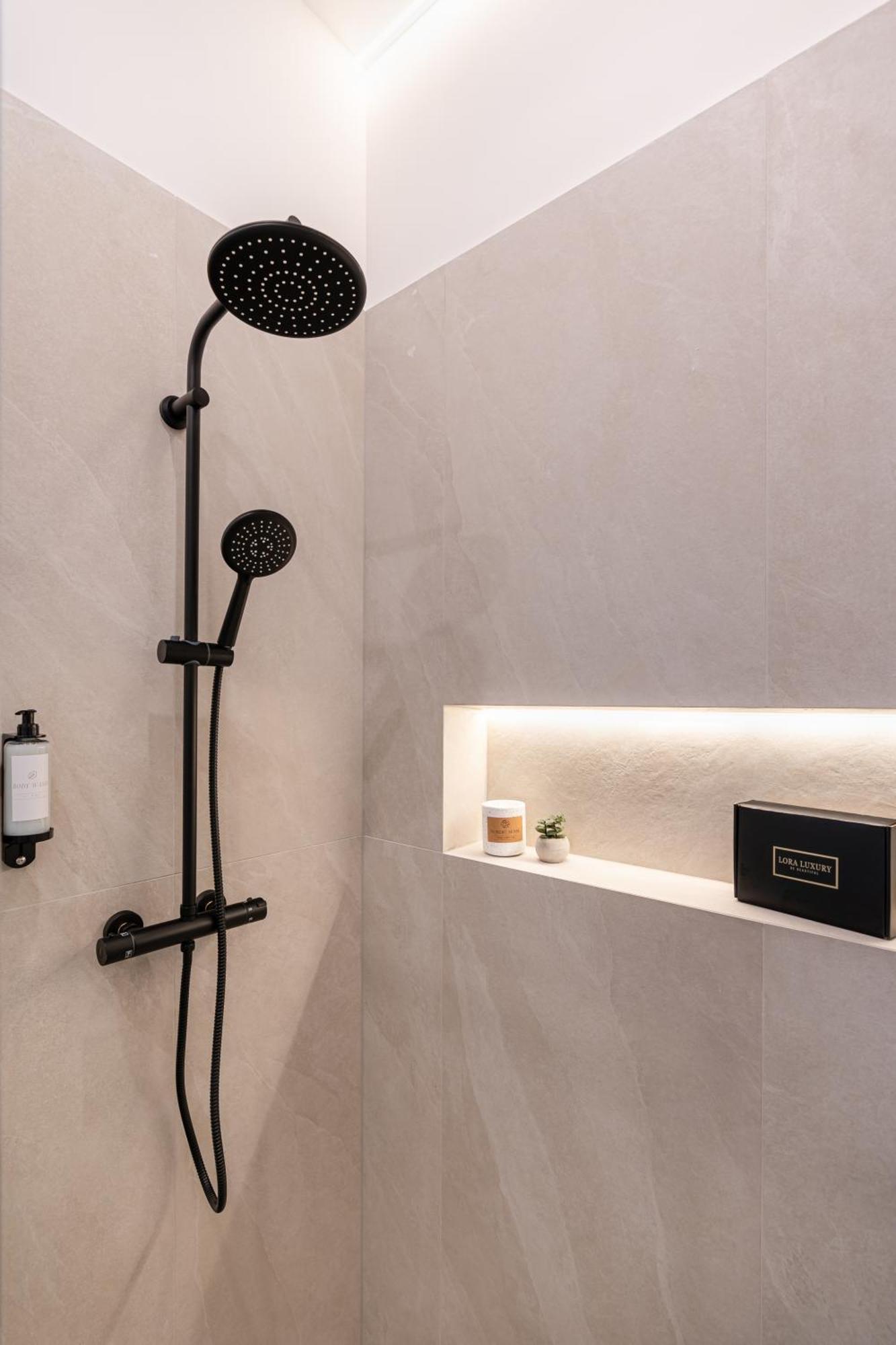 E22 - Boutique Apartments, Location By Bqa