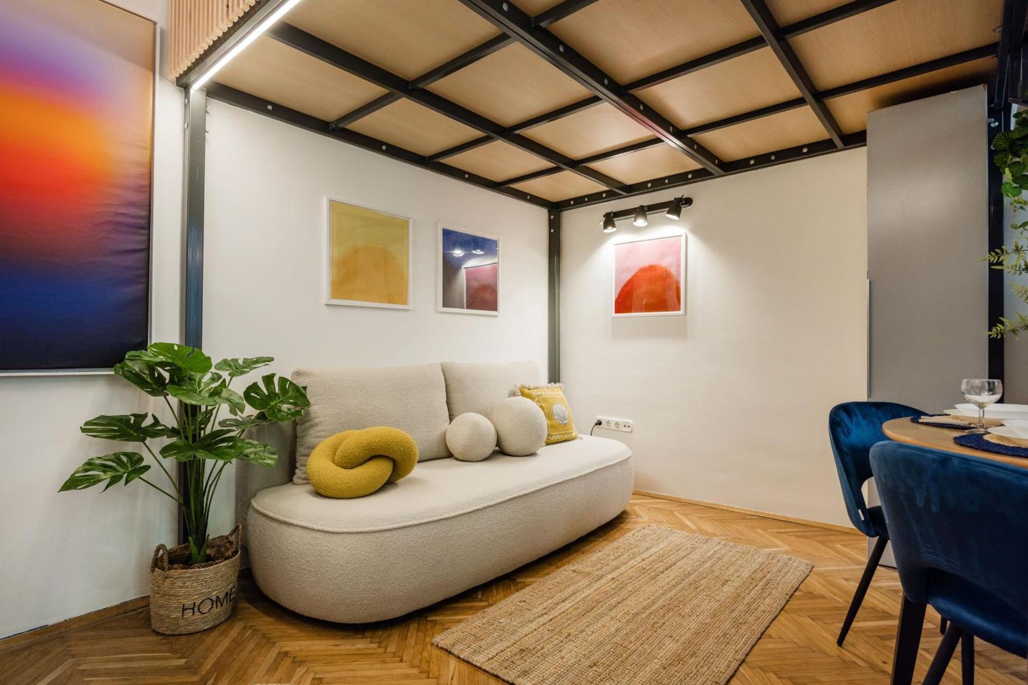 Experience Nightlife Right Next To Szimpla Kert Budapest