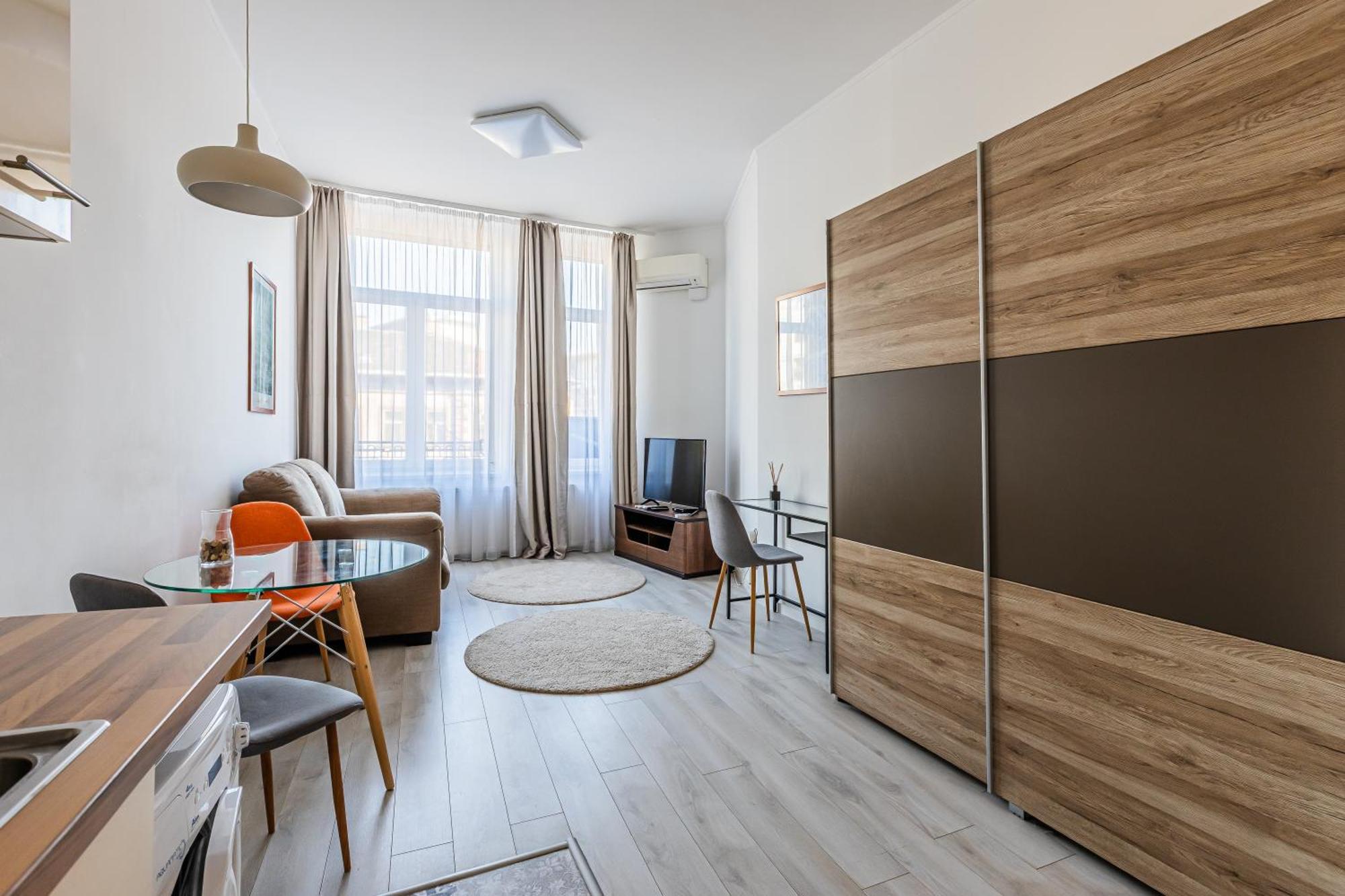 Corvin - Uelloi Serviced * Budapest