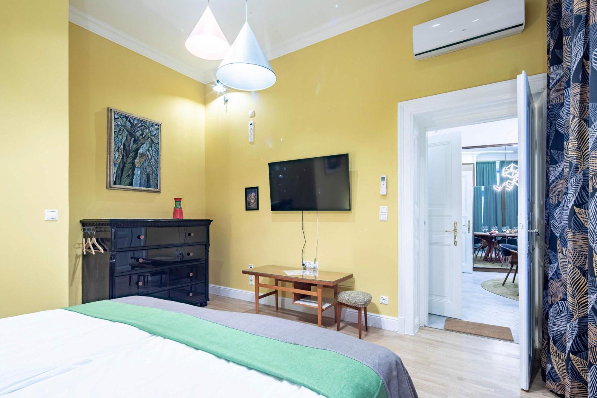 - Luxury - Very Comfy Apartment Budapest