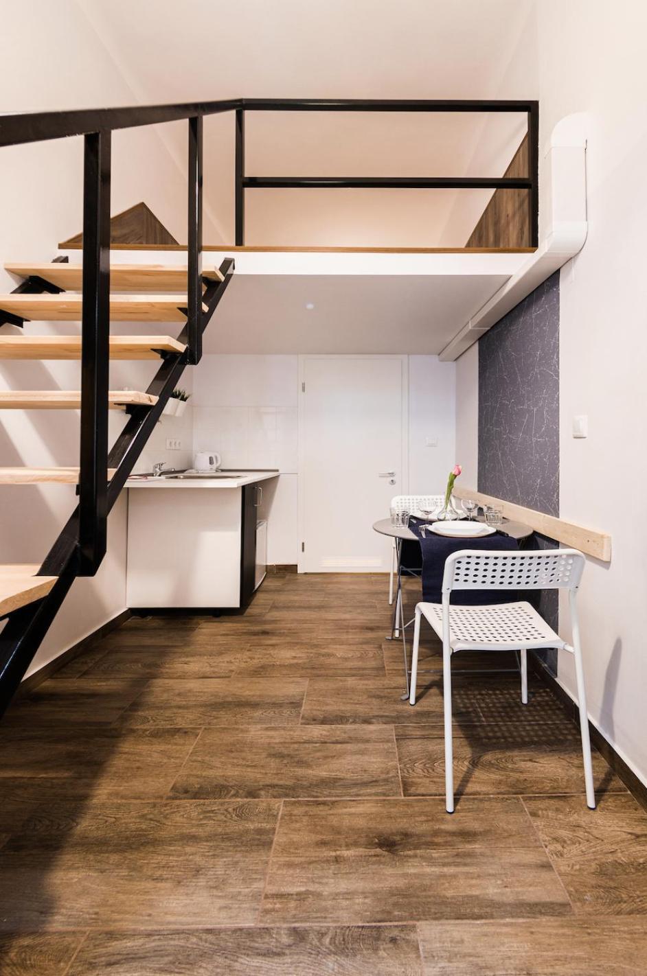 Urban Getaway Lofts Apartment