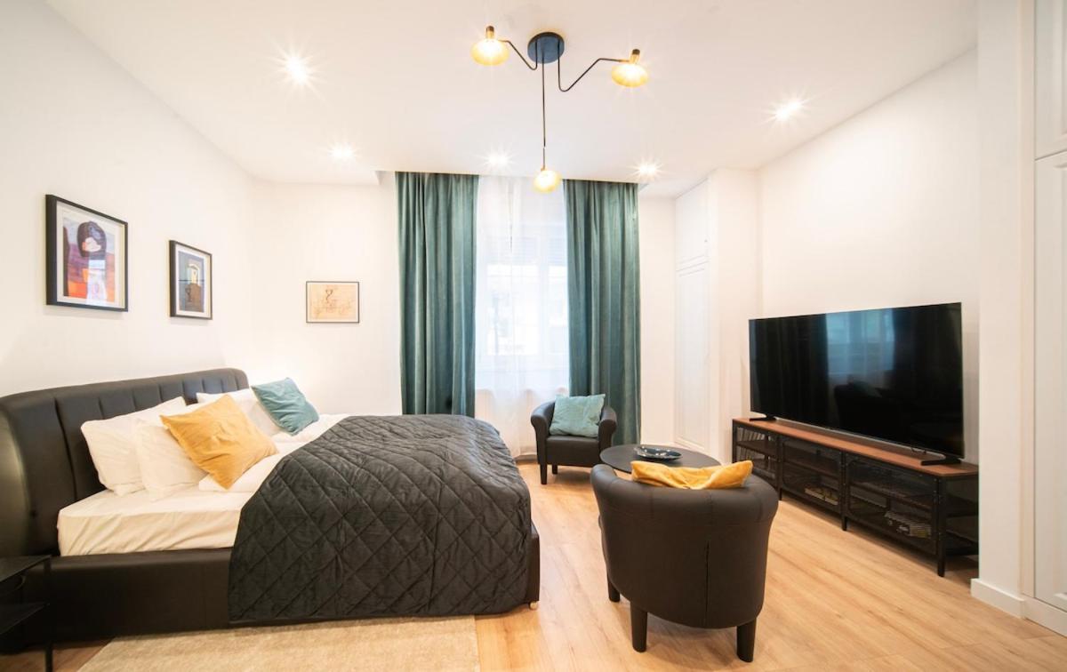Apartment Petit Pearl - 2 People, Wifi, Tv, Ac Budapest