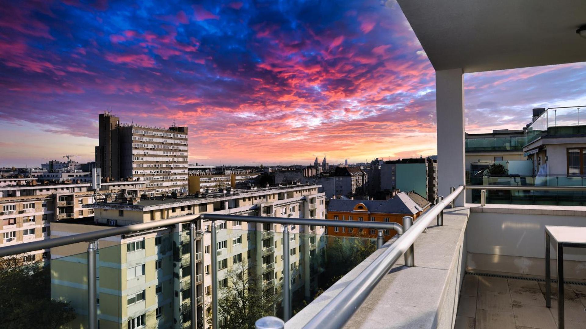 Apartment Skyvibe Penthouse Bpcentral Budapest