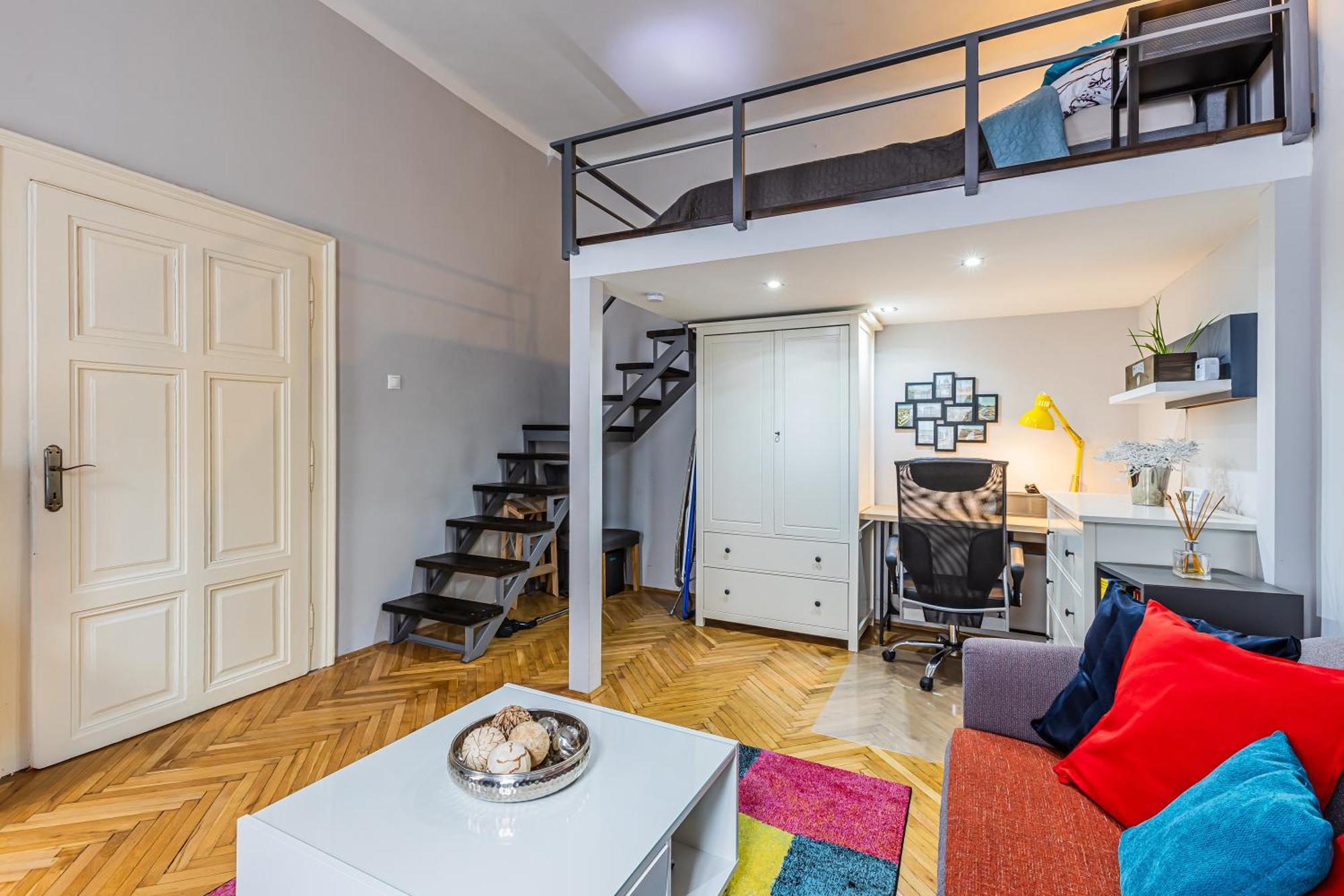 Opera Loft