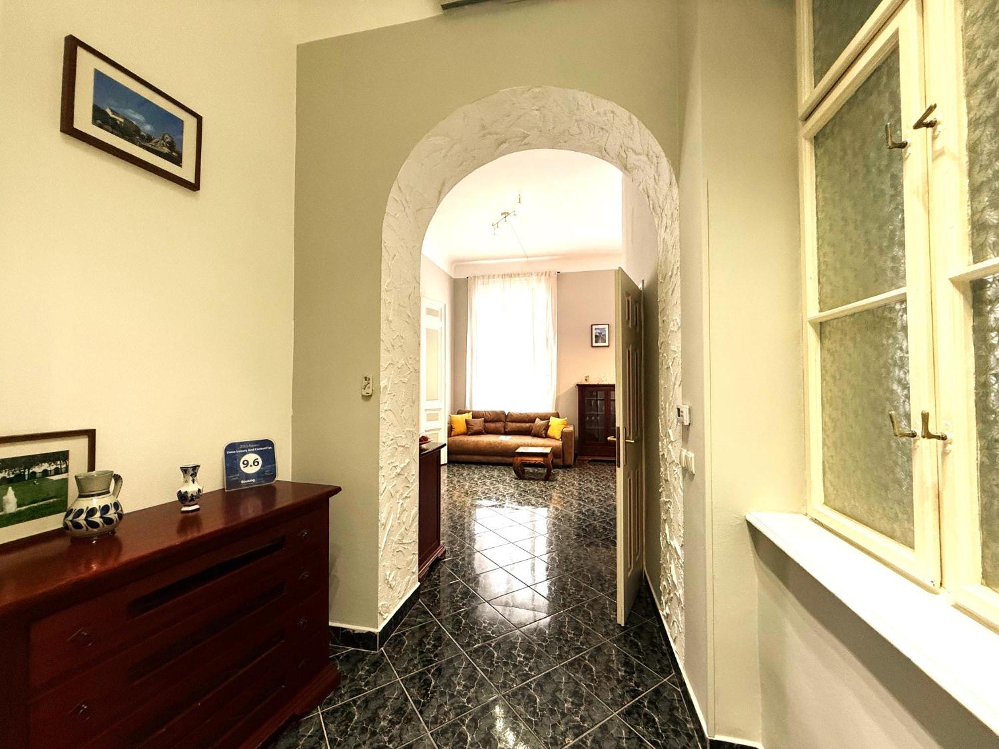 Apartamento Liana-luxury And Flat *