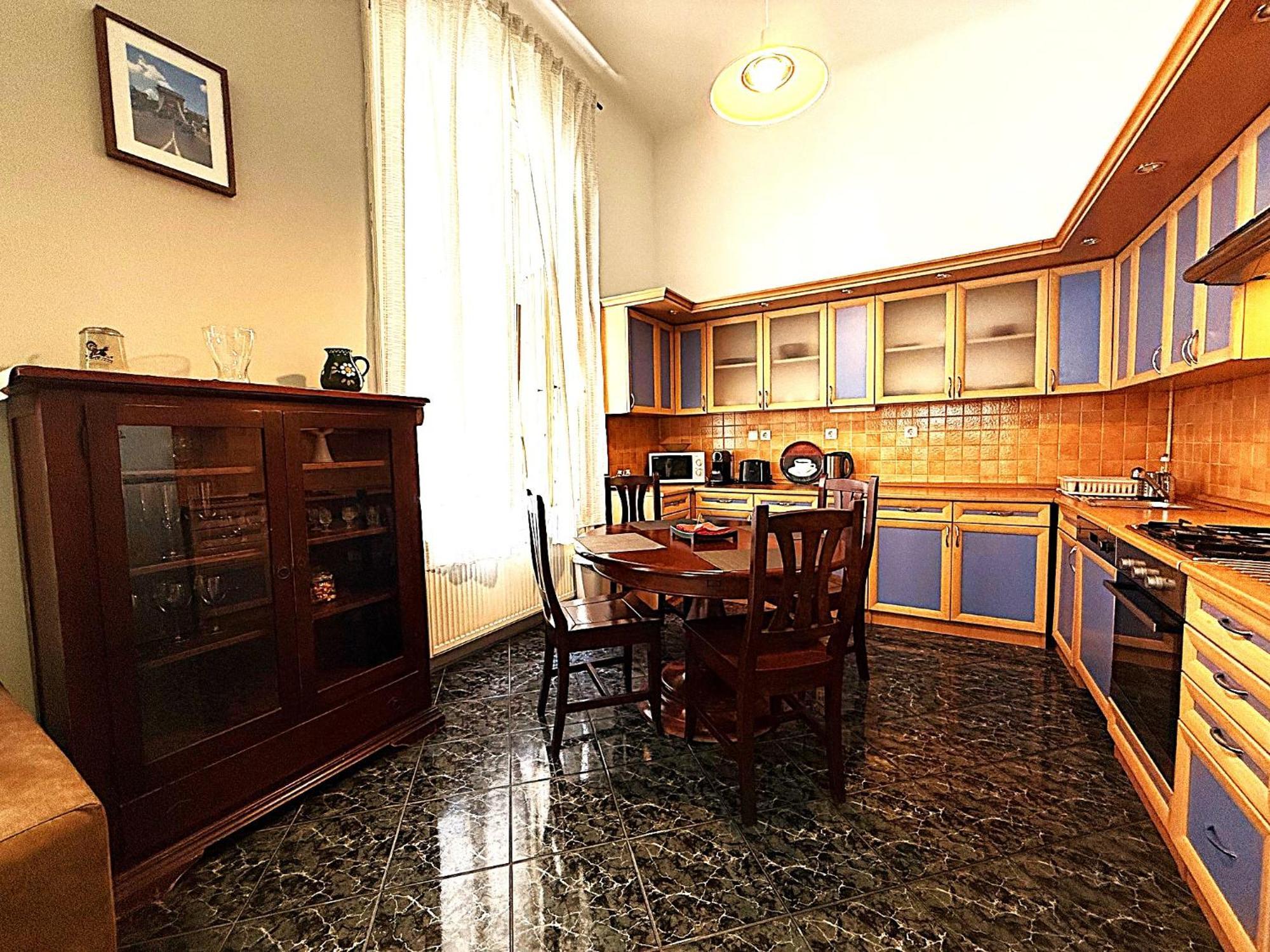 Liana-luxury And Flat Apartmán Budapešť