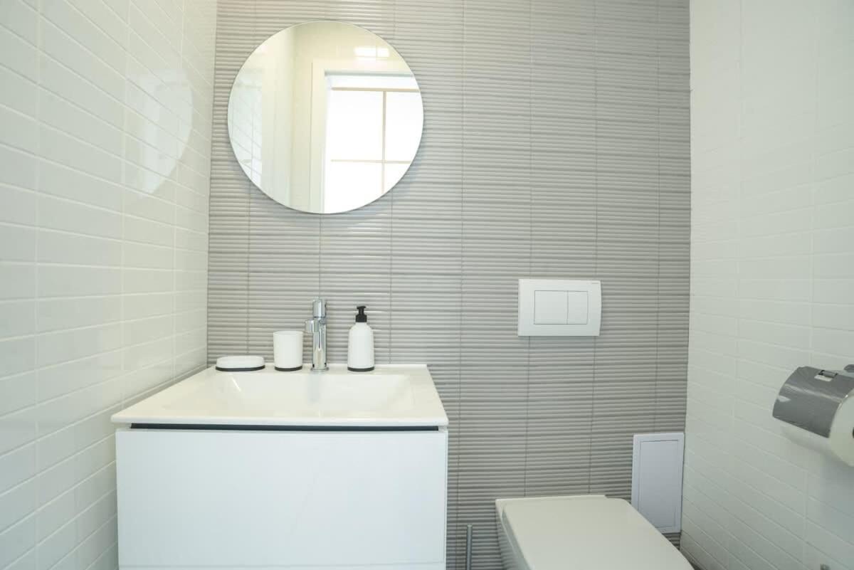 Luxury Retreat With Hot Tub In Prime Location Appartamento