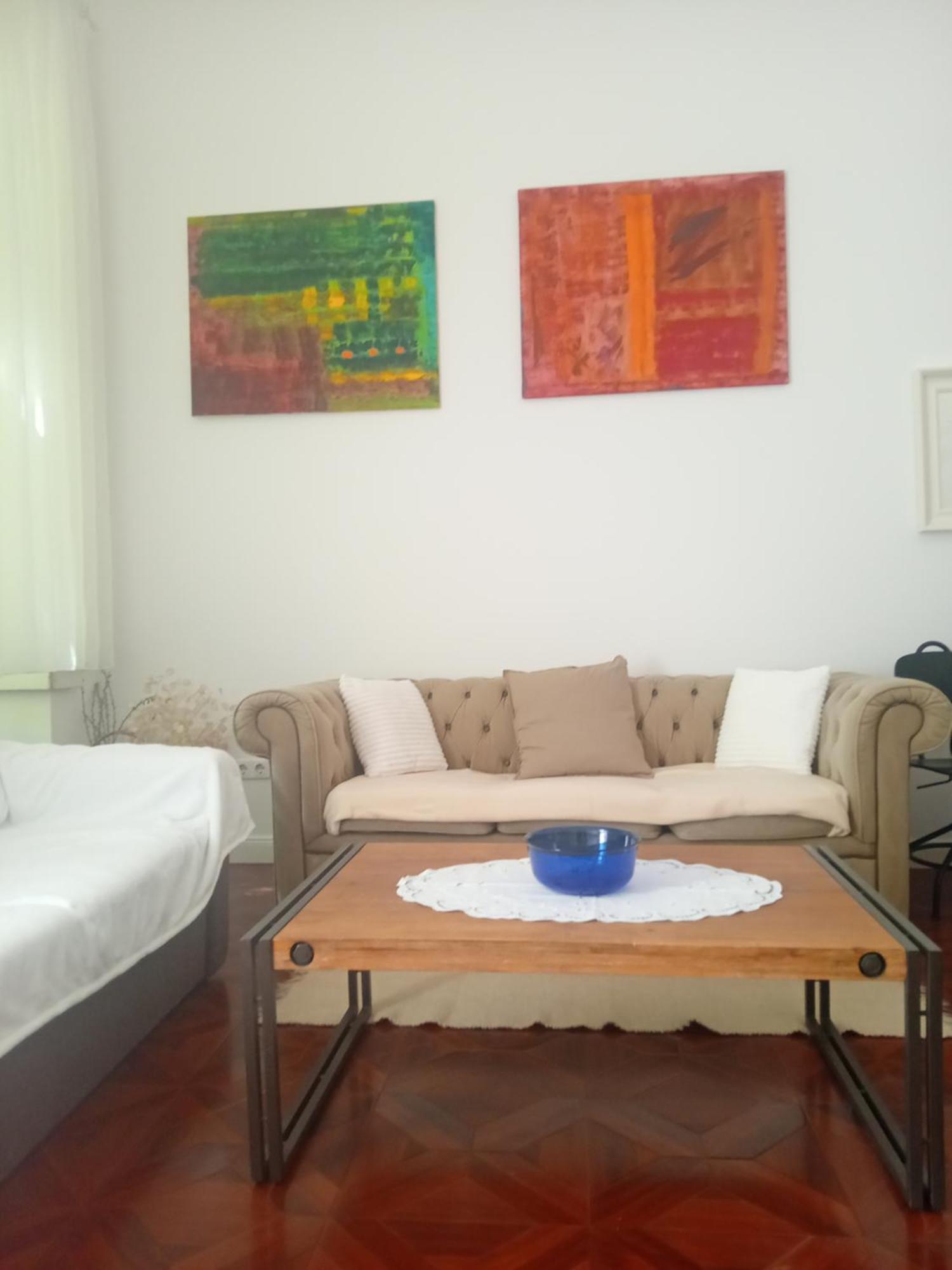 Chic Cozy Quiet Deluxe Citycenter In Astoria With Ac * Budapest