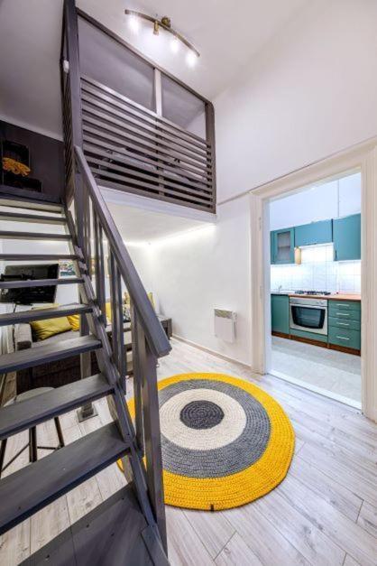 Cosy Nest In Center By New York Cafe Apartment *