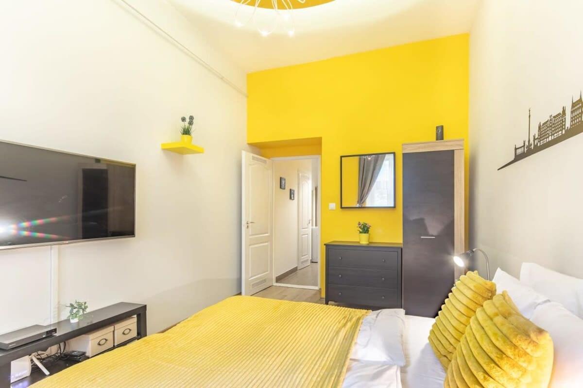 Very - Quiet Sleep For 3 Apartment Budapest
