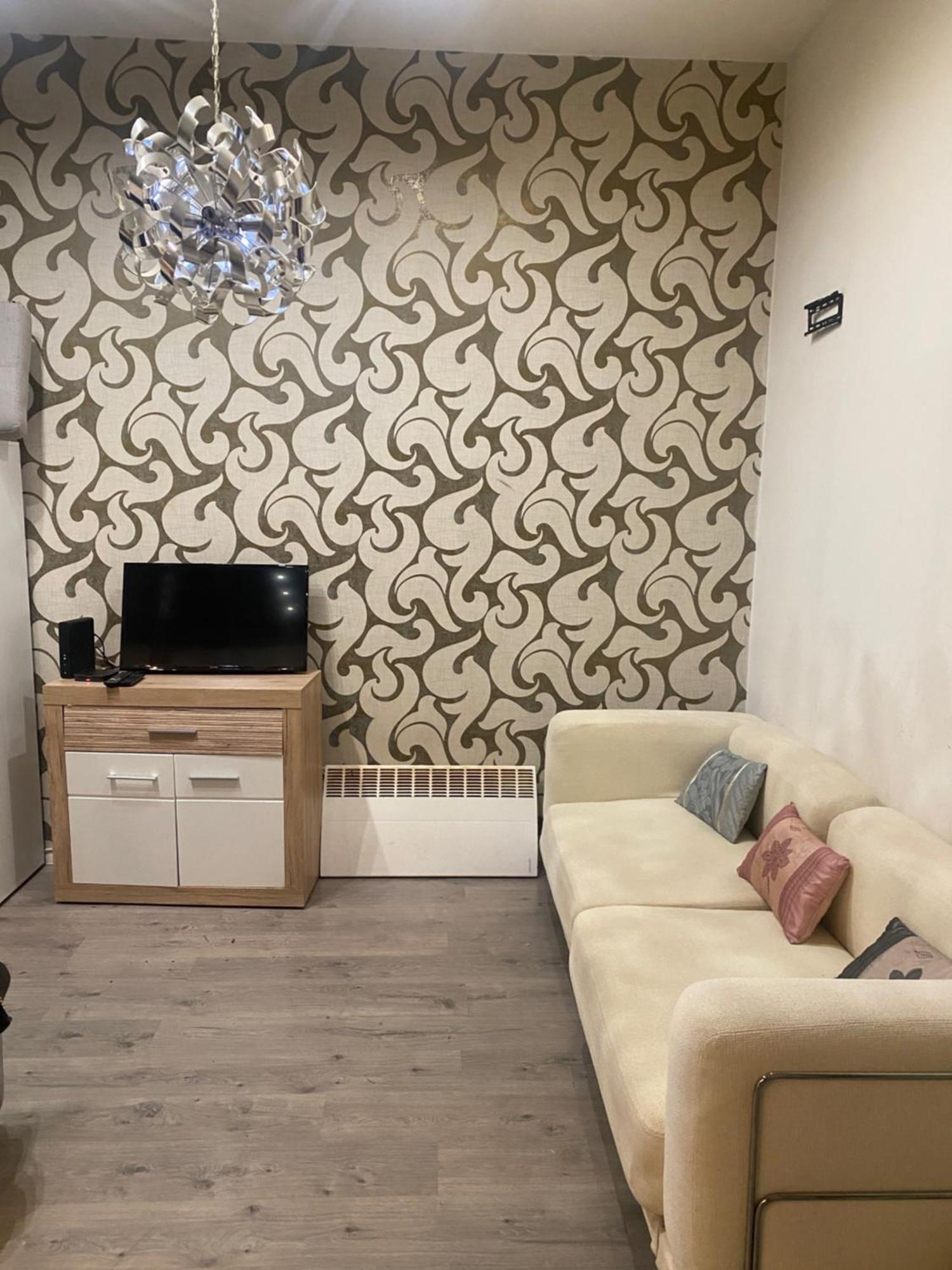 Roland Downtown - Almassy Apartment *
