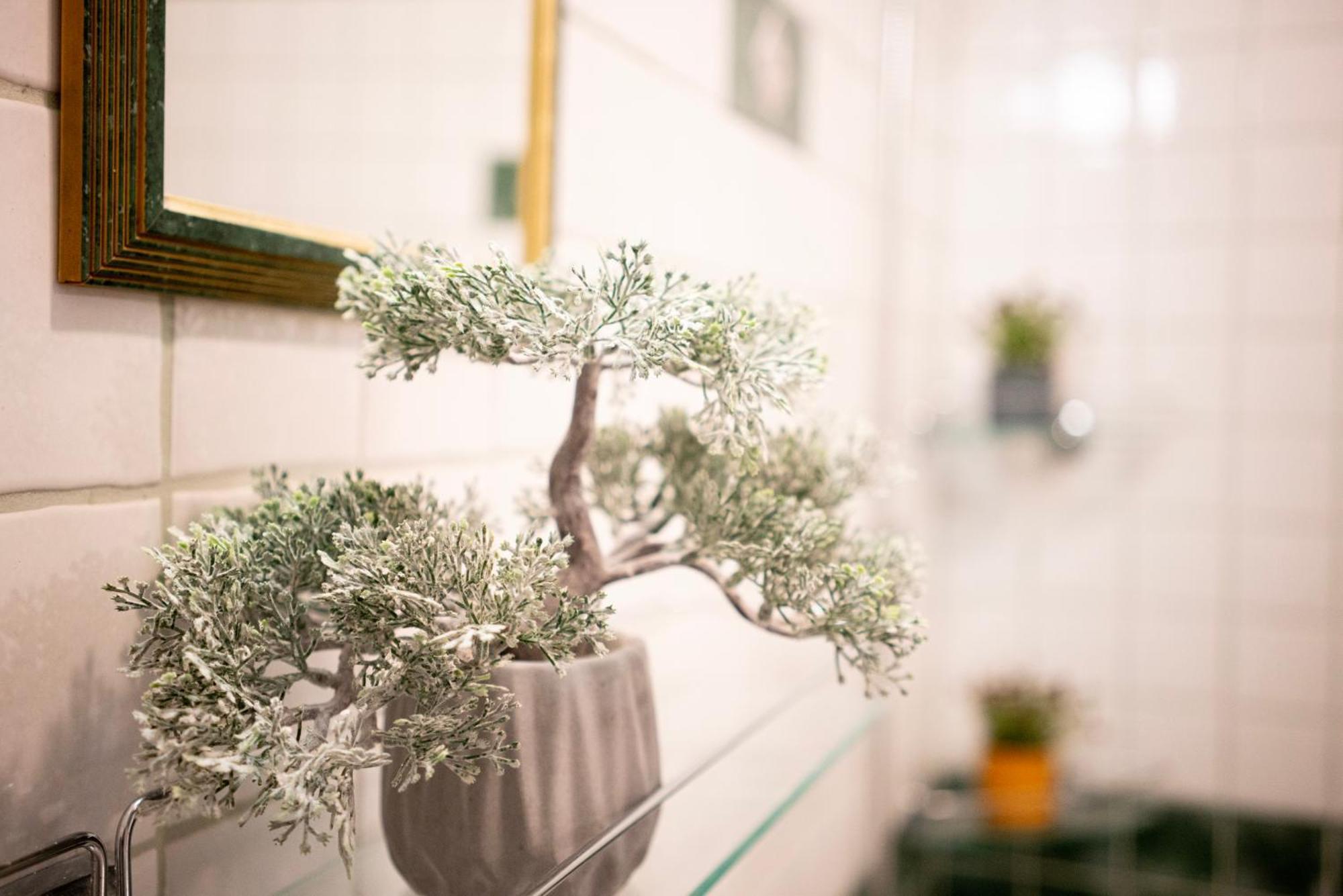 Free Parking - Little Urban Hideaway - Wifi, Ac Appartamento