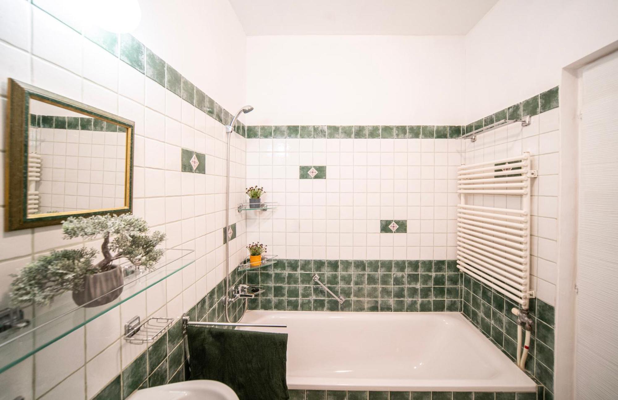 Free Parking - Little Urban Hideaway - Wifi, Ac Budapest