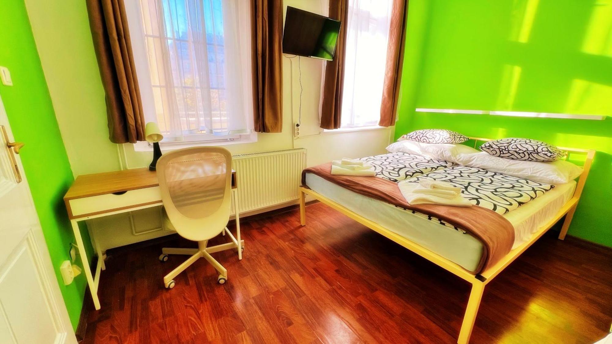Bebudgetrooms Hostel